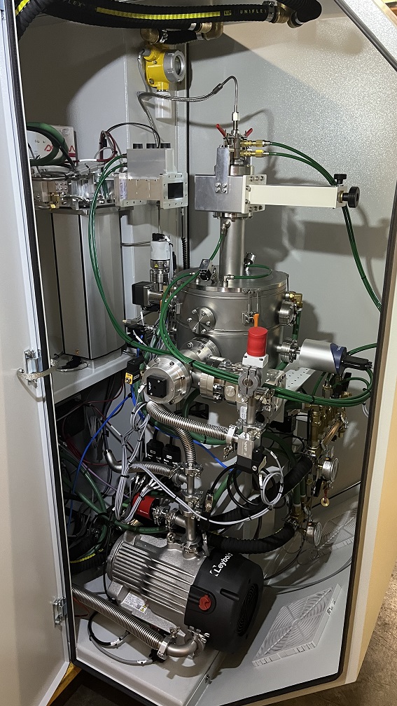 Machine de croissance de dimant par PECVD